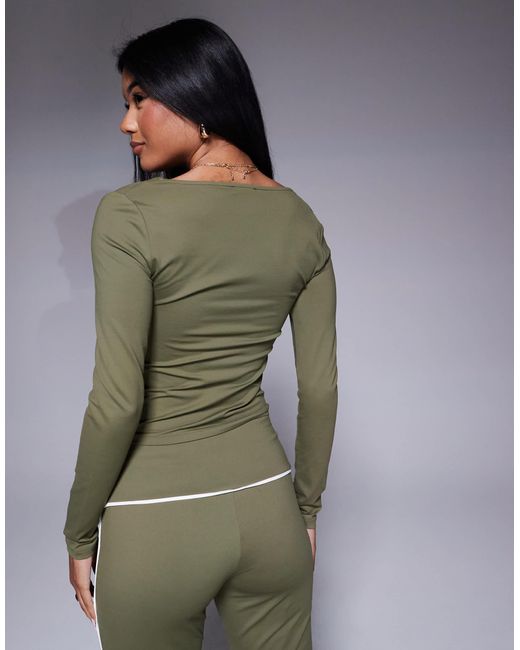 Top d'ensemble en polyamide à encolure carrée et liseré contrastant - olive ASOS en coloris Gray