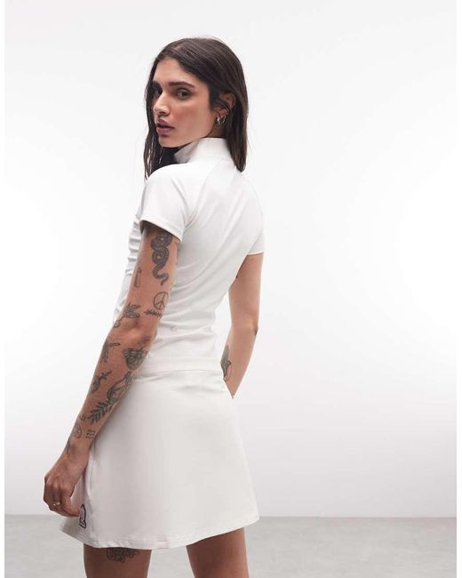 X Asos Reebok de color White
