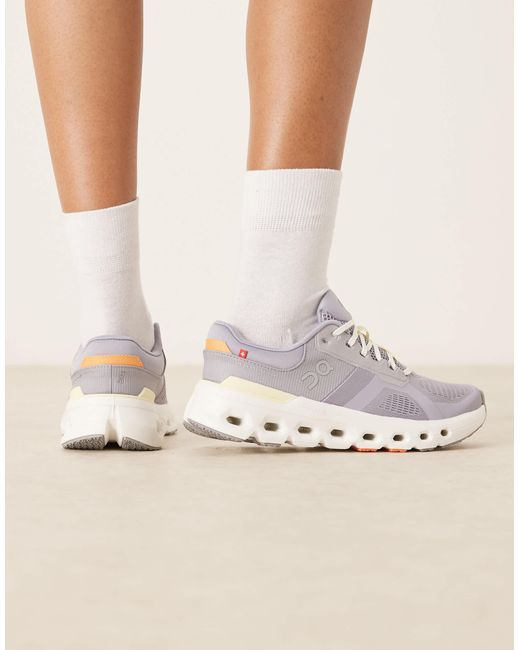 On Shoes Natural On – cloudrunner 2 – laufsneaker