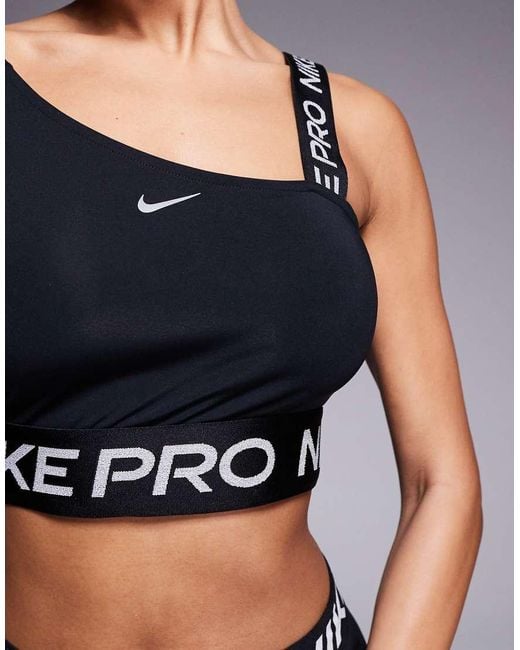 nike crop top training