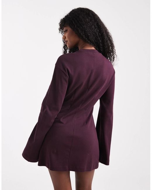 Monki Purple – tailliertes, langärmliges t-shirt-minikleid