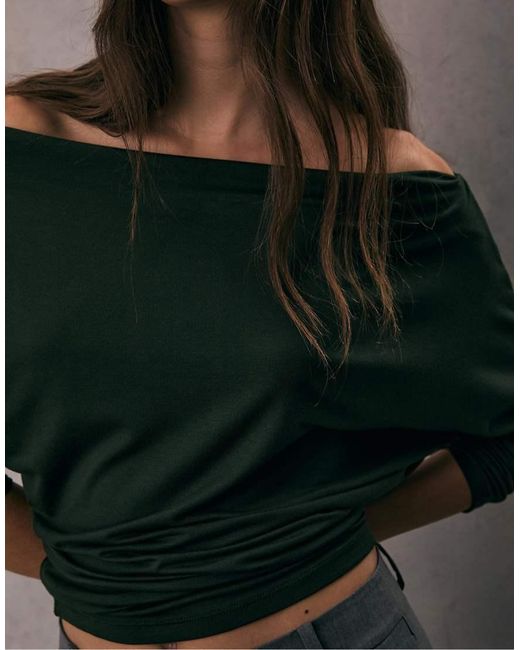 Stradivarius Asymmetrisch T-Shirt Van Modal in het Green