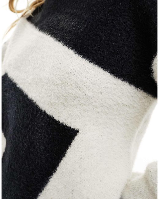 Vila White – flauschiger, gemusterter pullover