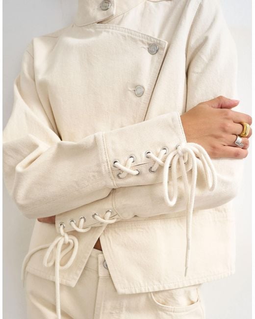 TOPSHOP Natural Denim Cropped Button Down Jacket