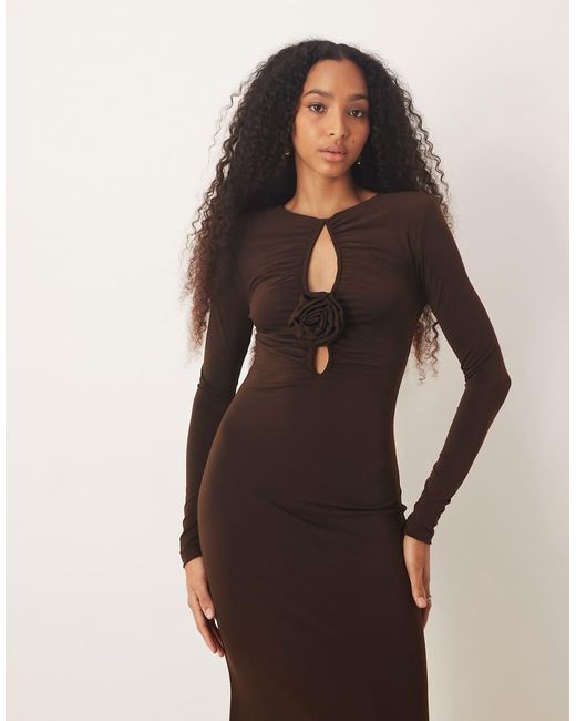 Pretty Lavish Natural Slinky Stretch Keyhole Corsage Detail Midaxi Dress