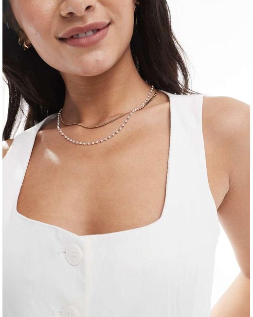 Pieces Metallic Multi Chain Necklace With Pearl Detail