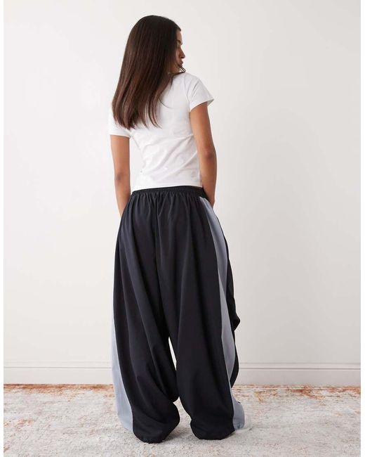 Collusion White Xl baggy Panel Nylon jogger