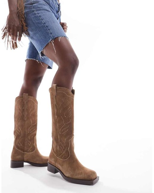 Stivali Western di Stradivarius in Brown