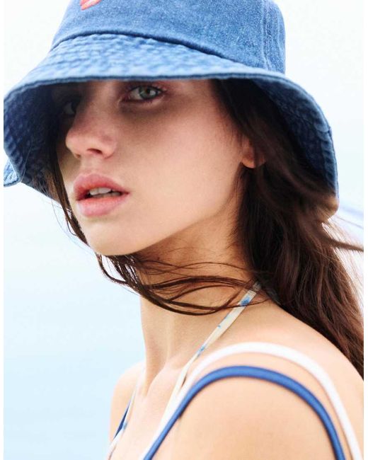 Pull&Bear Blue Embroidered Denim Bucket Hat
