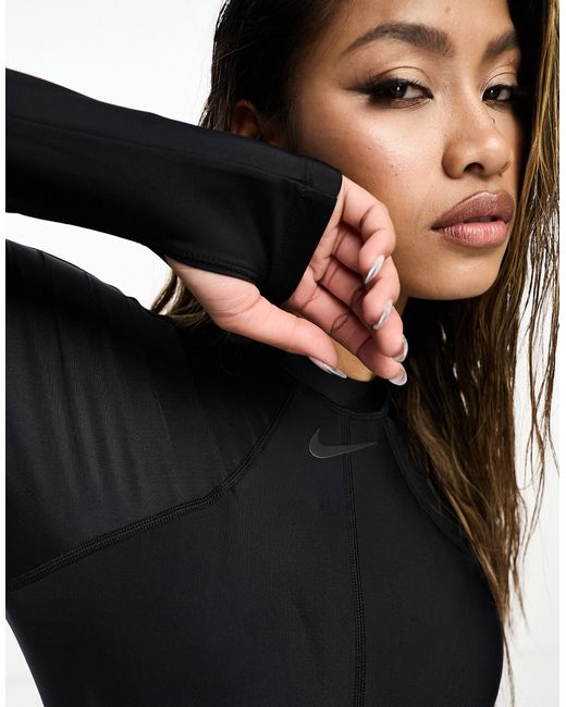 Fusion - costume da bagno a maniche lunghe di Nike in Black