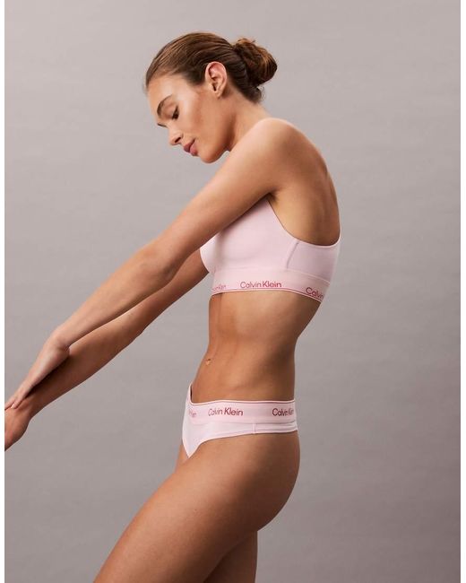Tanga Rosa Pálido Icon Cotton Modal De Calvin Klein de color Pink