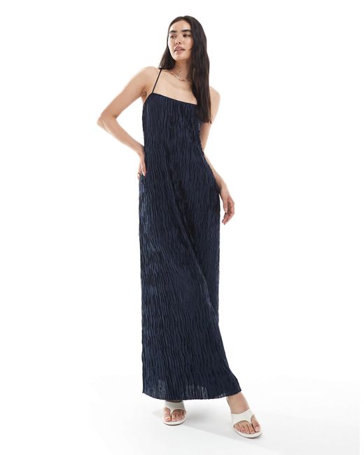 Vero Moda Blue – strukturiertes und plissiertes camisole-maxikleid