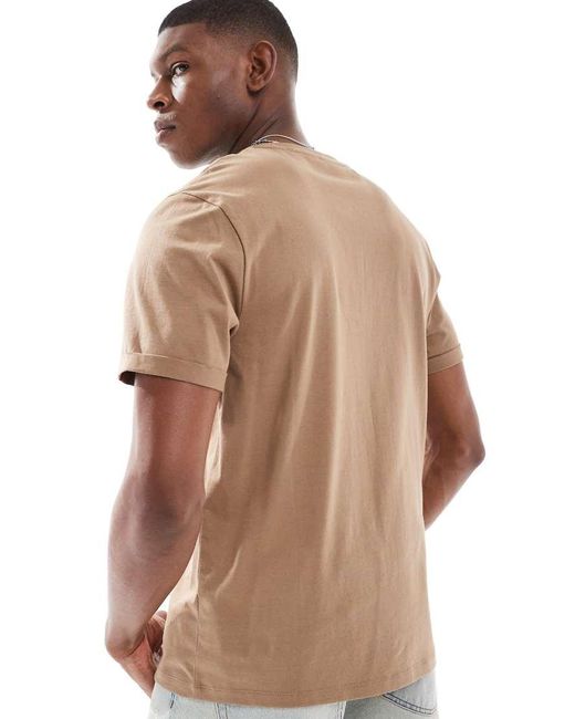 Camiseta Marrón Básica Con Cuello Redondo Y Mangas Vueltas De ASOS de hombre de color Brown