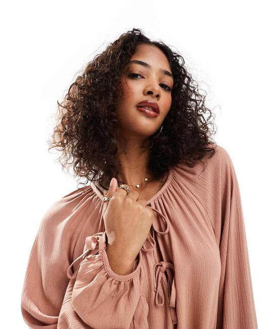 Blusa Bohémien Color Cioccolato Con Maniche A Palloncino E Laccio Sul Davanti di Miss Selfridge in White