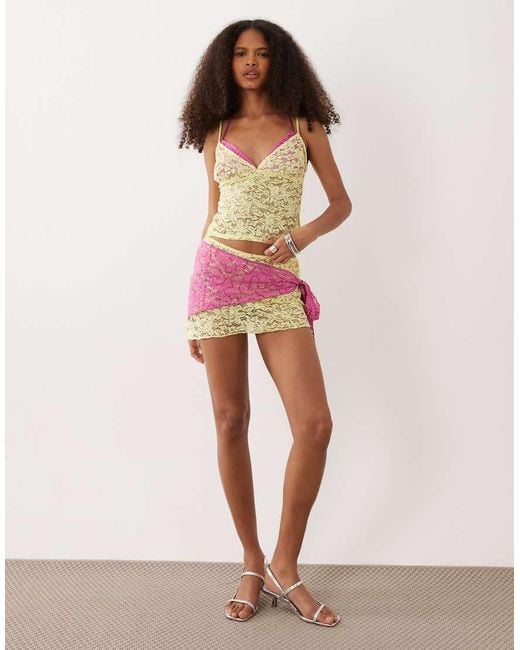 Motel Multicolor Calya Singlet Top With Bra Detail