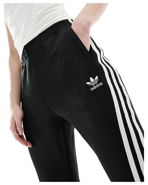 Adidas Originals White 3 Stripe Flared leggings
