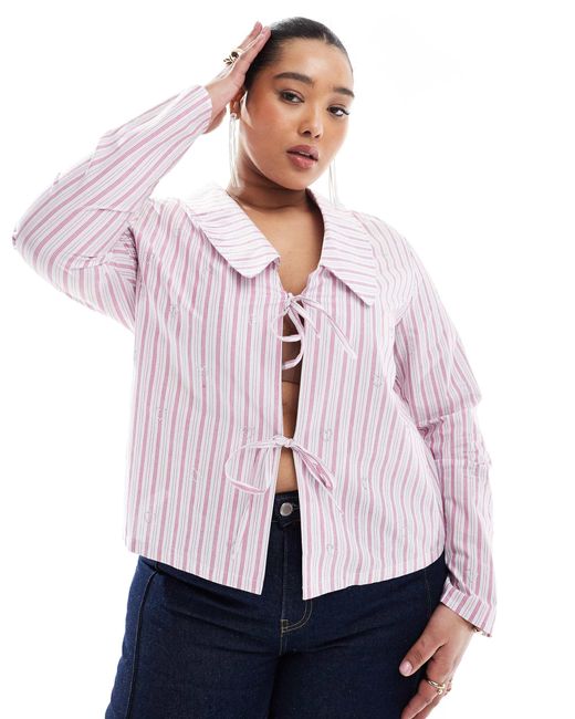 Exclusivité - renée studio plus - chemise avec col et nouée devant avec cœurs à strass - rose rayé Renee Studio en coloris White