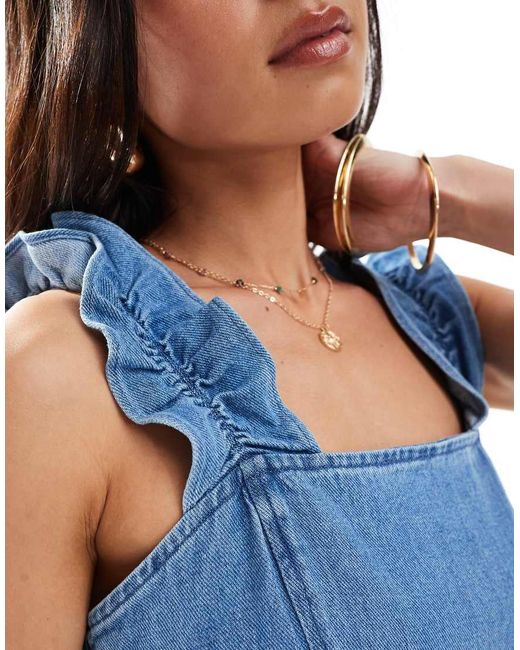 Mono Vaquero Largo Con Volantes En Los Tirantes De Tejido Suave De ASOS de color Blue