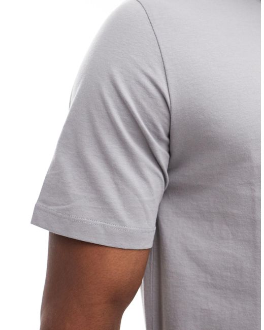 T-shirt regular fit grigia di Jack & Jones in Gray da Uomo