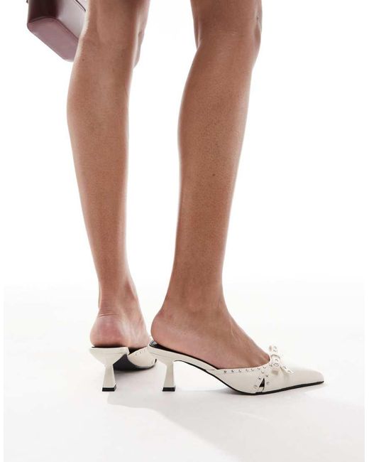 Tinsley di Raid in White
