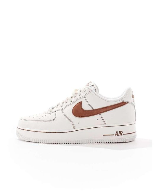 Zapatillas De Deporte Blanco Marfil Y Marrones Air Force 1'07 Lv8 De Nike de hombre de color White