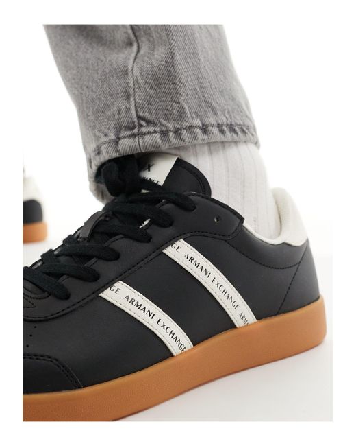 Sneakers bianco sporco e nere con doppie righe con logo e suola di Armani Exchange in Gray da Uomo