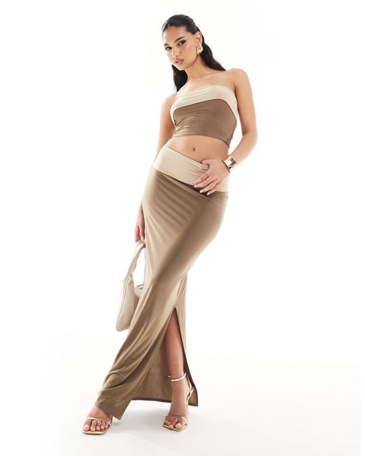 Falda recta larga color moca ceñida exclusiva Missy Empire de color White