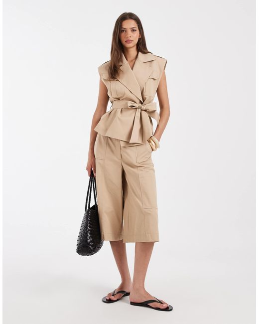 Short cargo d'ensemble ASOS en coloris Natural