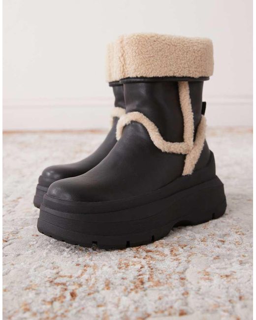 Buffalo Blue Fold Lined Boots