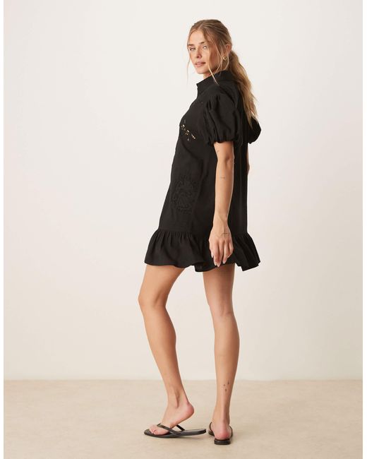 ASOS Black – kurzärmliges mini-hemdblusenkleid aus twill