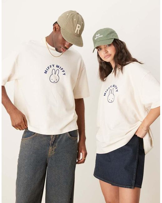 T-Shirt Oversize Squadrata Color Pietra Testurizzata A Nido D'Ape Con Stampa Di Miffy di ASOS in Natural