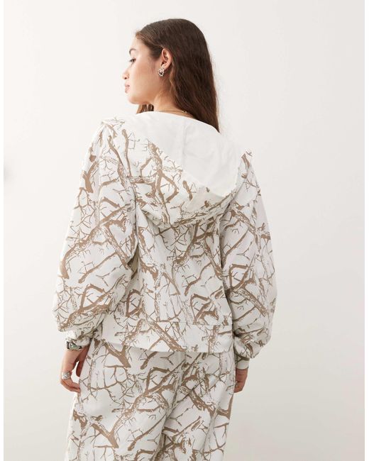 Collusion White Boxy Fit Zip Through Hoodie