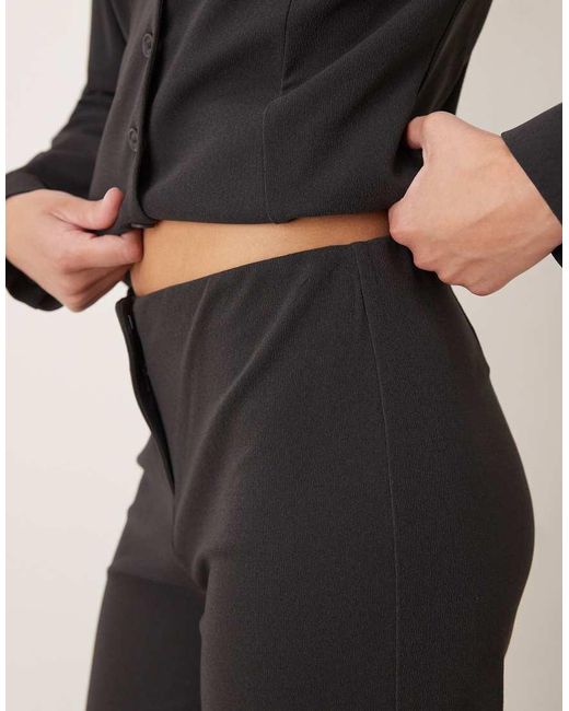 Klumi di Mango in Black