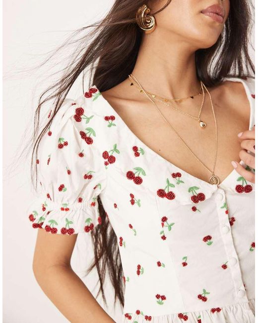 Top Bianco E Rosso Con Perline E Ciliegie di For Love & Lemons in Brown
