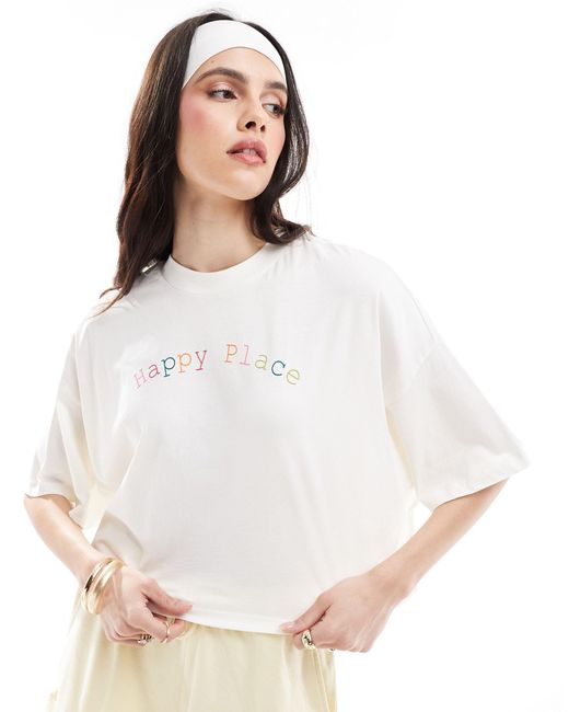 Camiseta corta blanca happy place ONLY de color White
