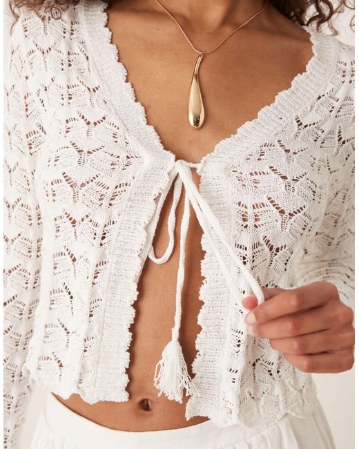 Mango White – gehäkelte strickjacke