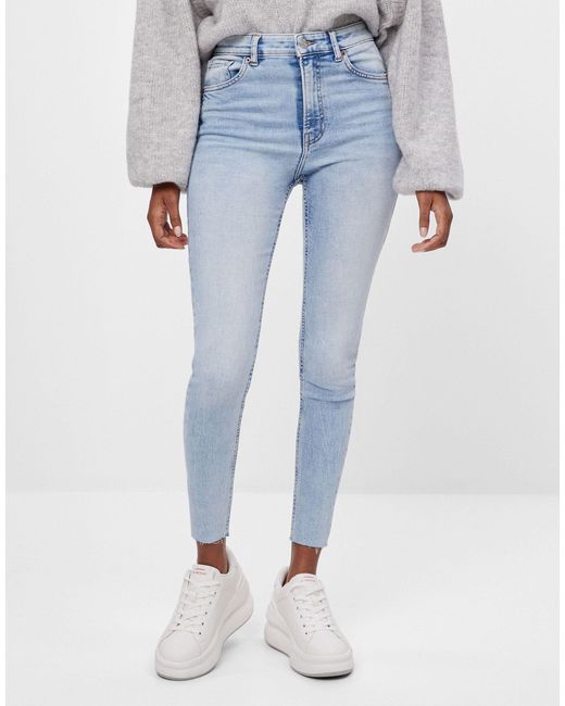 Bershka Denim High Rise Skinny Jean in 