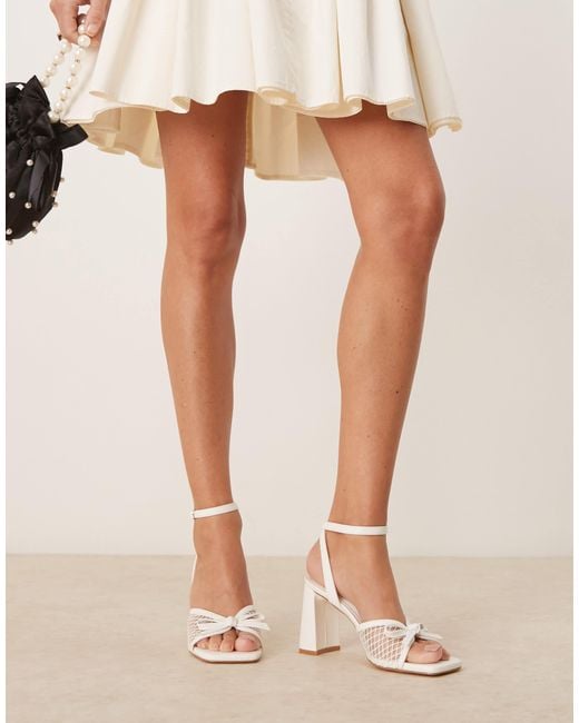 Glamorous White Mid Block Heeled Bow Sandals