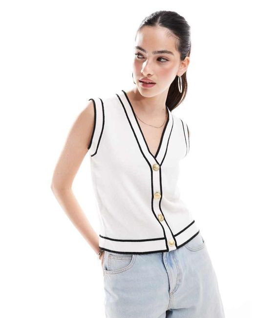 New Look White Tipped Knitted Waistcoat