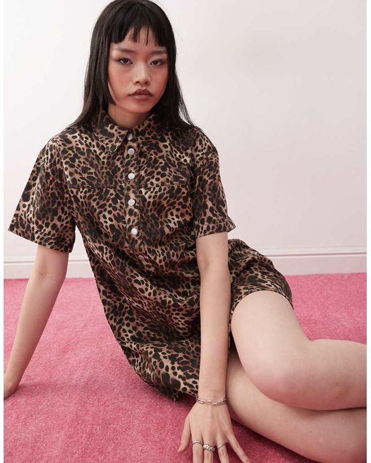 Monki Oversized Overhemdjurk Van Keperstof in het Pink