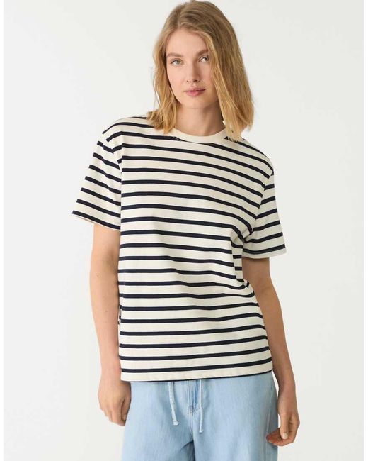 Stradivarius Gestreept T-Shirt Van Zware Stof Met Rechte Pasvorm in het White