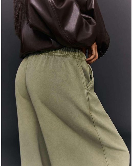 Bershka Black Barrel Plush Trousers With Stoppers