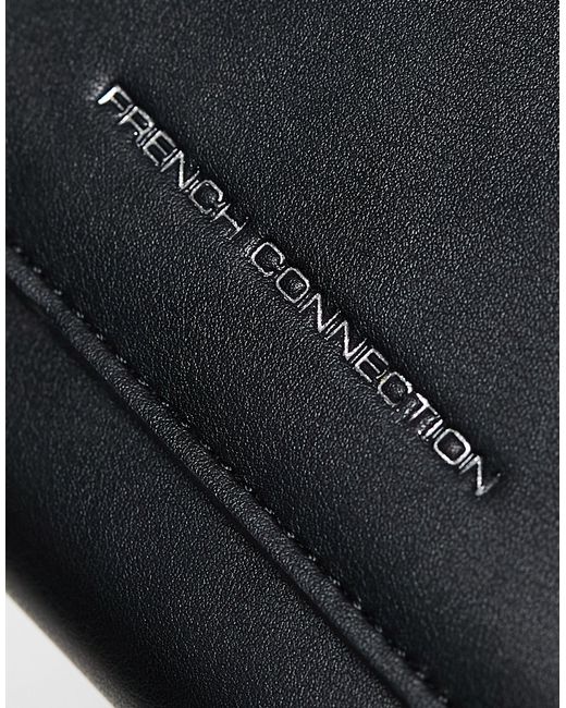 Pochette classica nera con patta di French Connection in Black