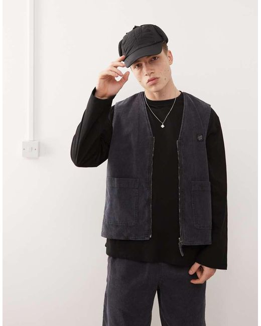 Santa Cruz Black V Neck Gilet for men