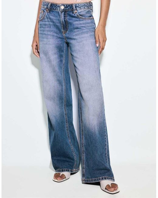 Stradivarius Blue Petite D91 Low-Rise Wide-Leg Jeans