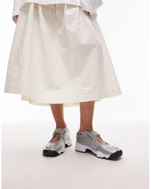 Nike Air Rift in het White