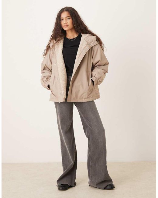 ASOS Oversized Regenjas Met Fleecevoering in het Natural