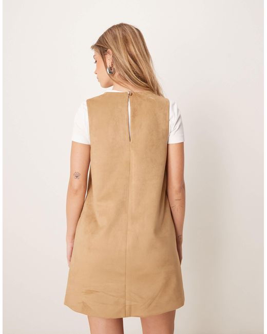 Robe blazer sans manches en daim - fauve Abercrombie & Fitch en coloris Natural
