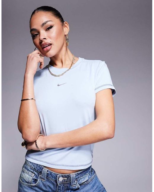 nike swoosh life t shirt