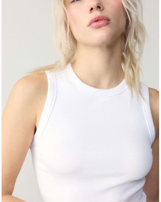 Stradivarius White – figurbetontes basic-oberteil